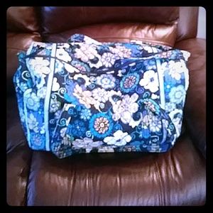 Vera Bradley tote bag